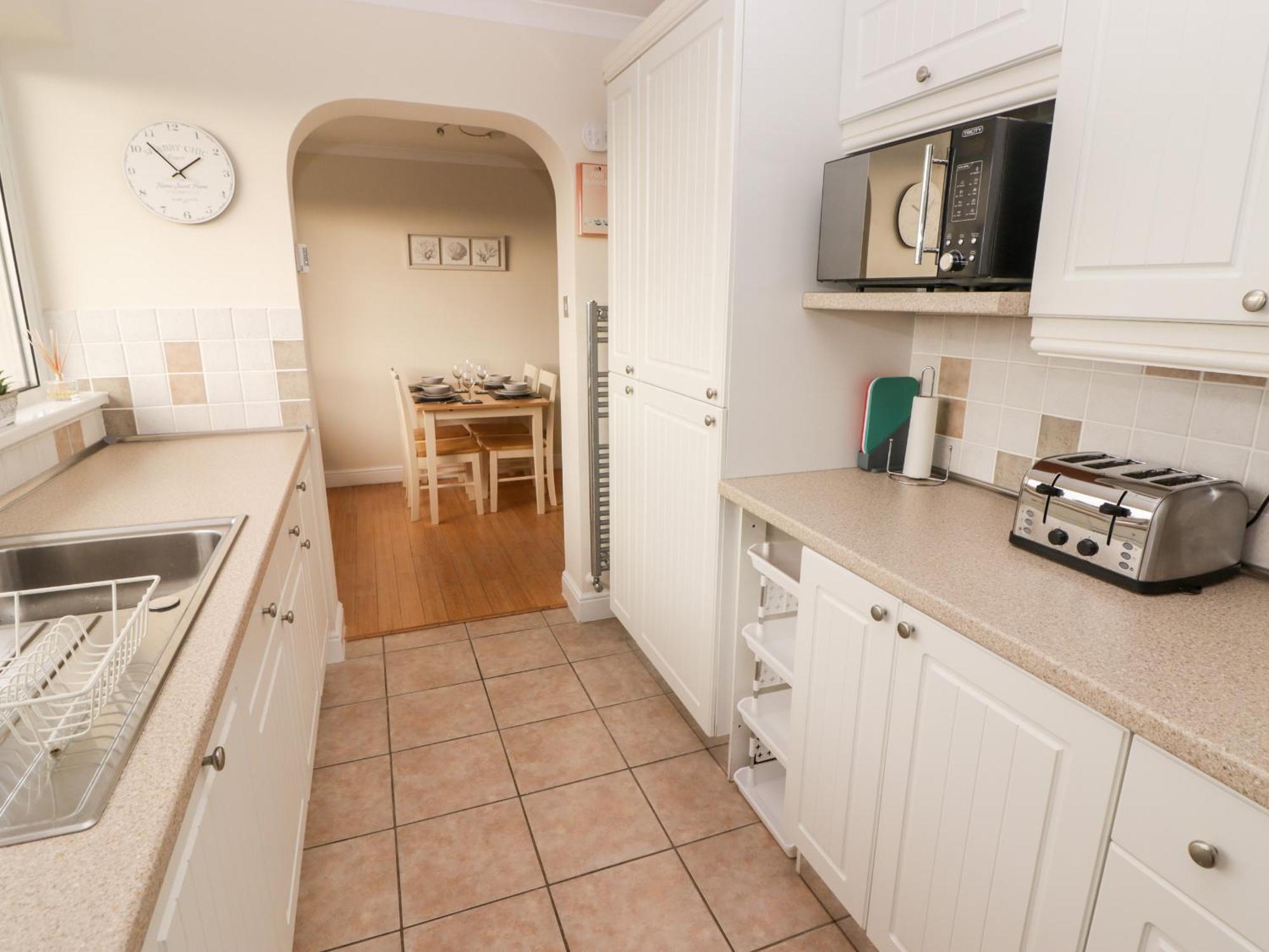 54 Croft Court Apartment Tenby Bagian luar foto